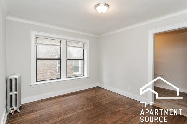 6143 S Woodlawn Ave Unit 6143 South Woodlawn Ave