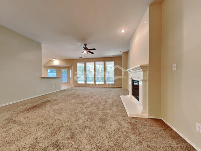 Photo - 5776 Jillian Way