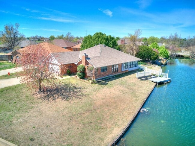 Photo - 7317 Louisburg Dr