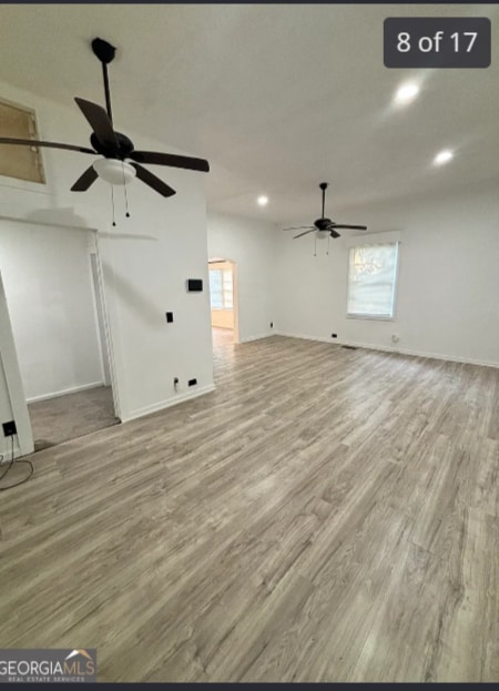 Photo - 836 Grady St S