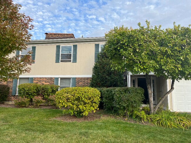 Photo - 547 N Deer Run Dr