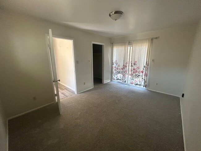 Photo - 6741 Dale Rd