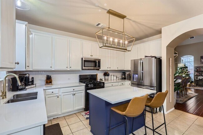 Photo - 10205 Garbacz Dr