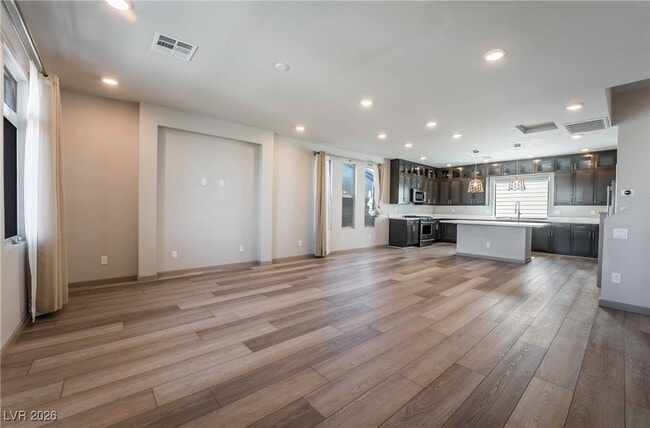 Photo - 8115 Carpenter Creek Ave