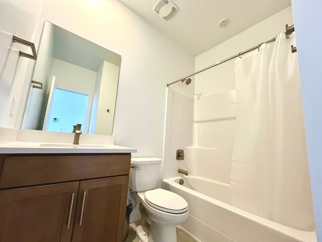 Photo - 3232 S Hollow Way