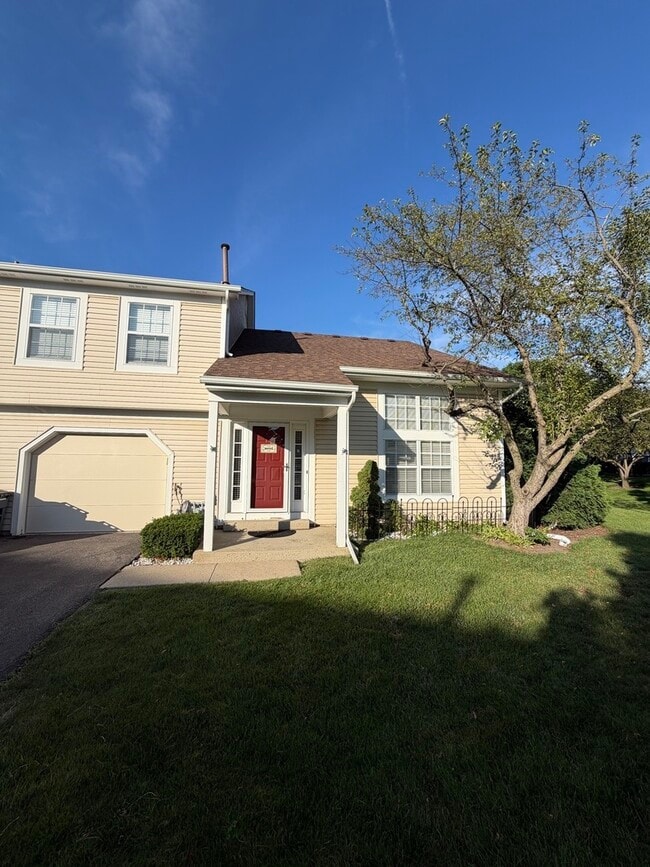 Building Photo - 371 Wisteria Dr