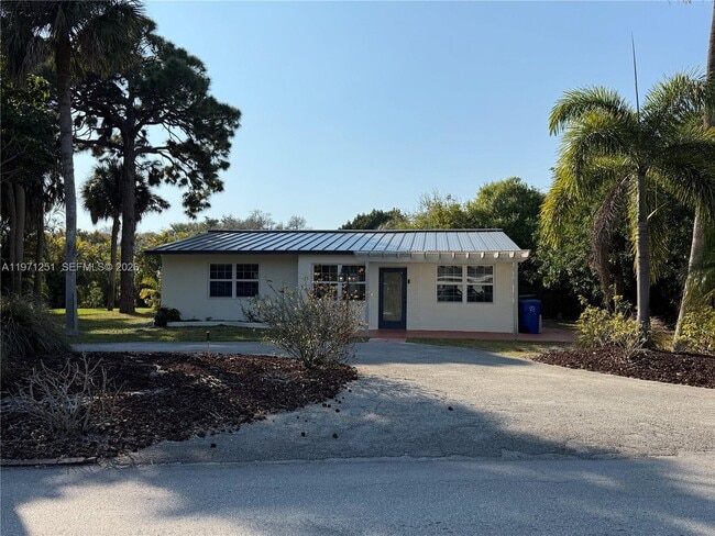 Photo - 1701 SW 13th Ct