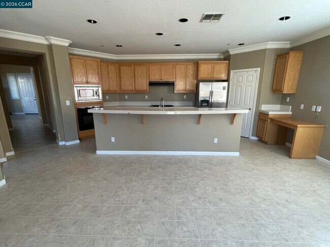 Photo - 2649 Torrey Pines Dr