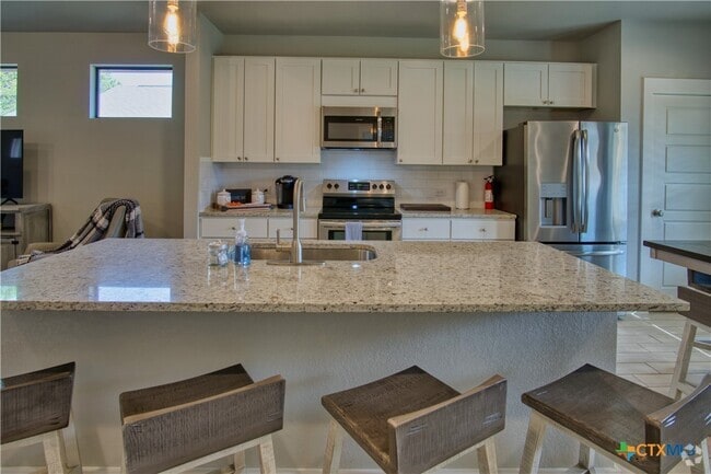 Building Photo - 1247 Green Hill Dr Rental