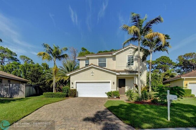 Photo - 495 NE Abaca Way