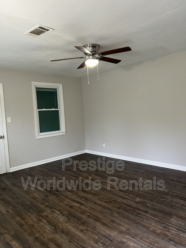 Photo - 3028 Meade St