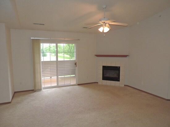 Photo - 2448 Rushmore Dr