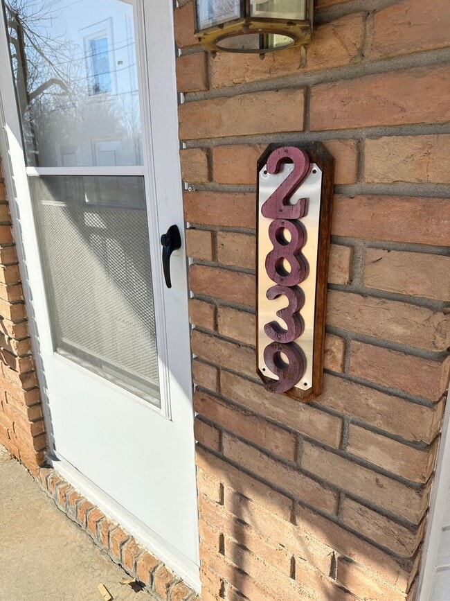 Photo - Welcome To Your Spacious Oasis!