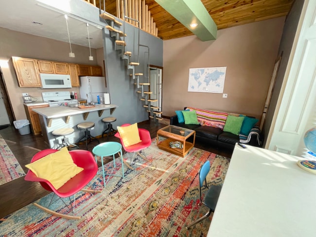 Photo - 411 W Quartz St Unidad A