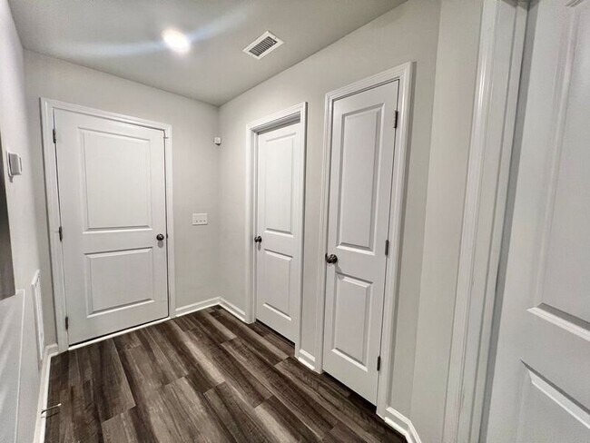 Photo - 4807 Southern Magnolia Dr