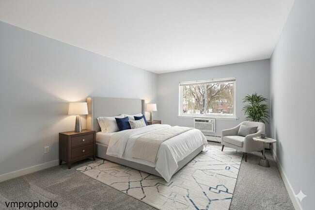 Photo - 707 Falcon Dr