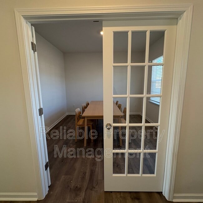 Photo - 96 Black Crk Dr