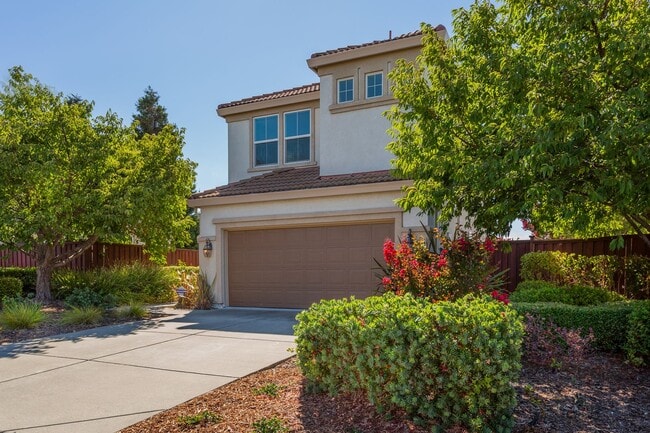 Photo - Beautiful 3 Bed/2.5 Bath 2- Story Home