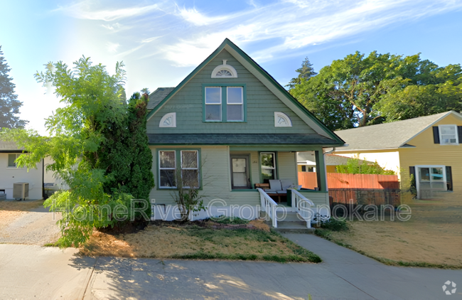 Building Photo - 109 W Montgomery Ave Rental