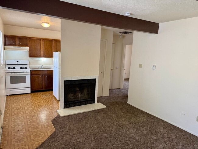 Building Photo - General Marshall St (216) Unit 3