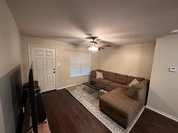 Photo - 218 Cheek St