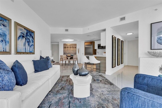 Photo - 1300 Brickell Bay Dr Condo Unit 1802