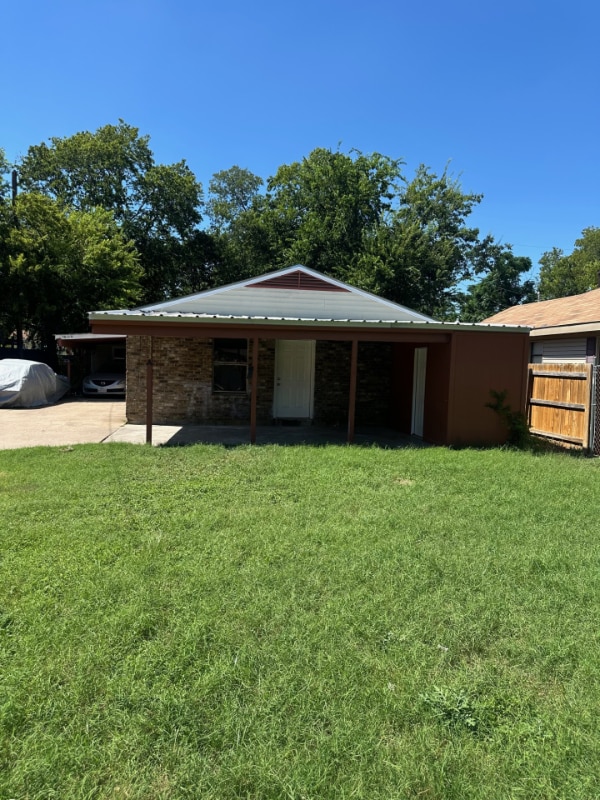 Building Photo - 3813 Windsor Ave Rental