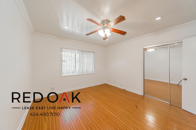 Photo - 10838 Morrison St Unit 2