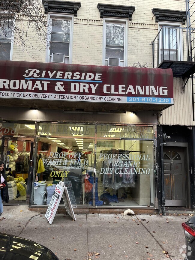 Building Photo - 258 1st St Unit 1 Rental