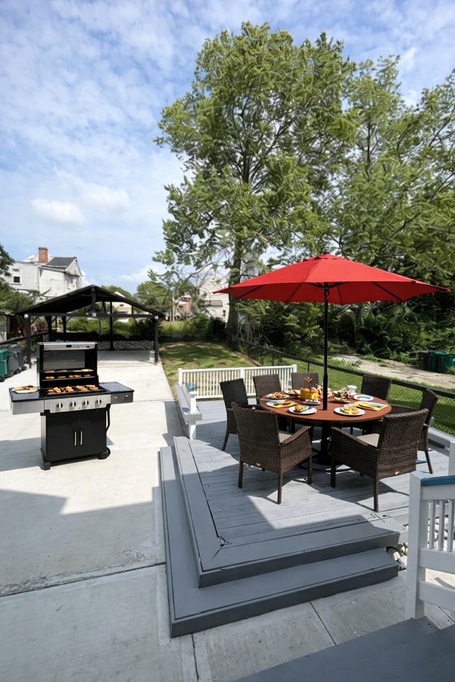 Photo - 3324 Spokane Ave