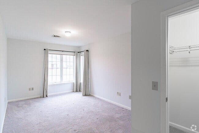 2BR, 2BA - 1,400SF - Second Bedroom
