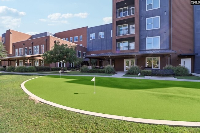 Photo - 440 Town Center Pl