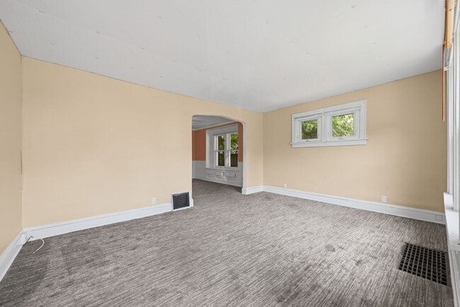 Photo - Bright living ? cozy dining flow for every...