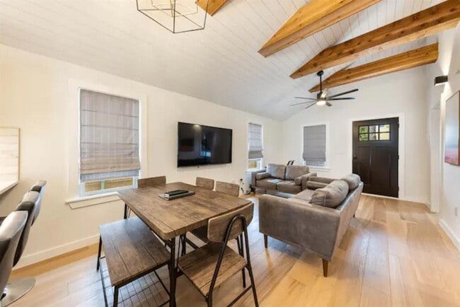 Photo - 2319 Santa Rita St