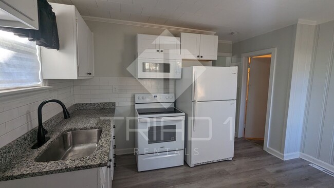 Photo - 2423 Patria St Apartment Unit 2