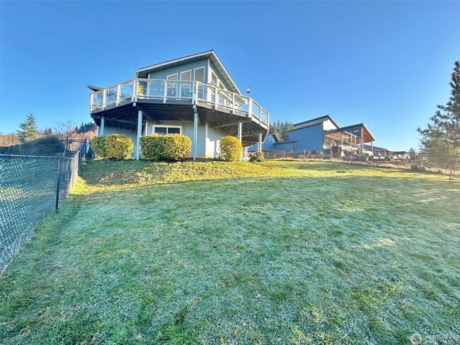 Building Photo - STATUS: AVAILABLE | R311 | $2195 + $100 F... Rental