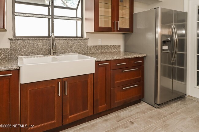 Photo - 7215 Mimosa Grove Pl