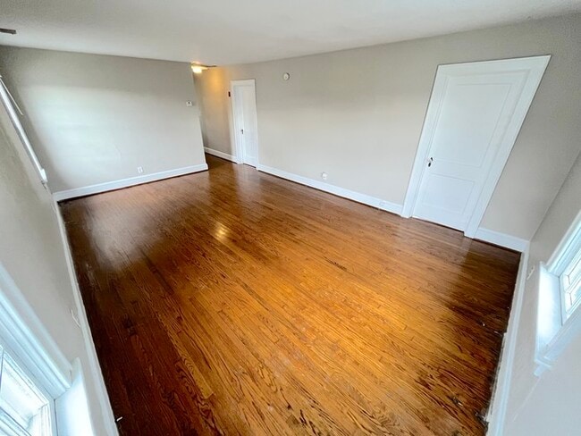 Photo - Apartment for rent by the Beach!