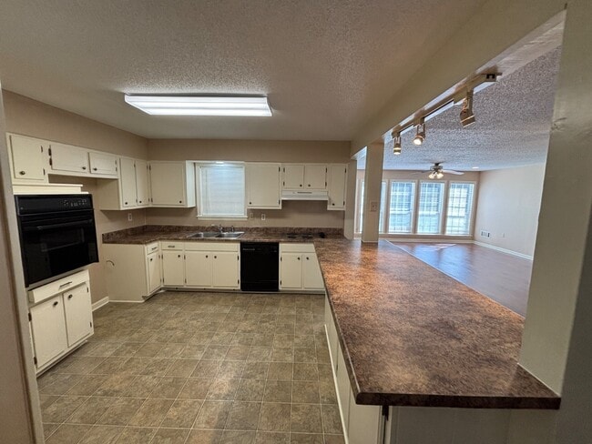 Photo - 6341 Wedgewick Cove