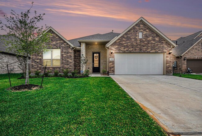 Photo - 705 Western Fern Casa