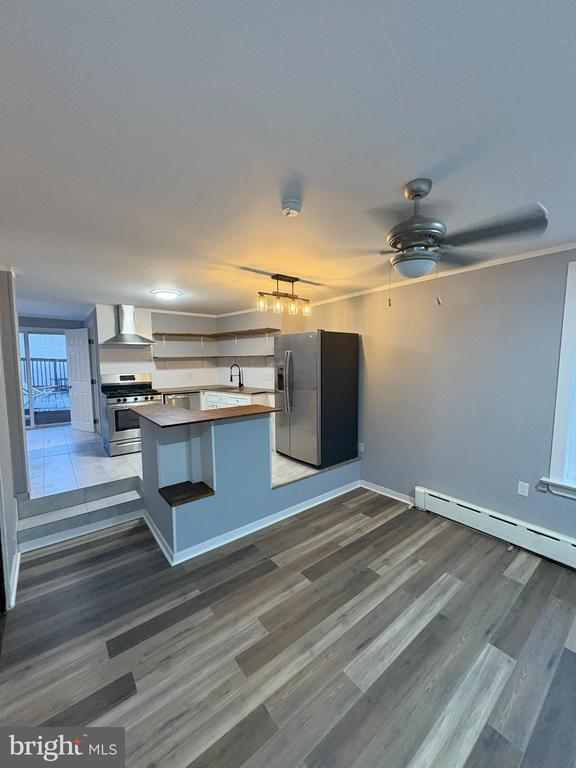 Building Photo - 1539 E Moyamensing Ave Unit 3 Rental