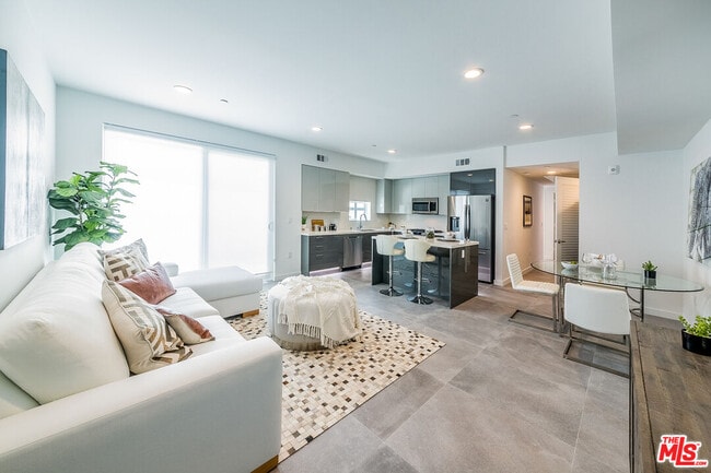 Photo - 214 Westmoreland Ave Unit 6