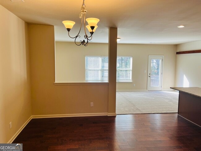 Photo - 261 Stillwood Dr