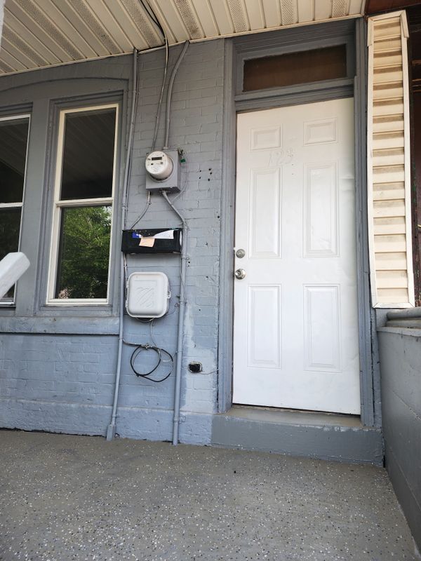 Building Photo - 123 Ward Ave