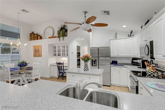 Photo - 1106 Jardin Dr