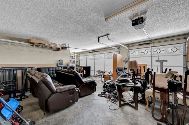 Building Photo - 6975 O'Bannon Dr