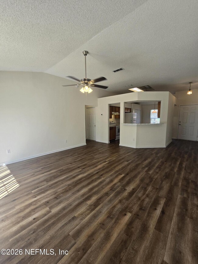 Photo - 7910 Georgia Jack Dr N