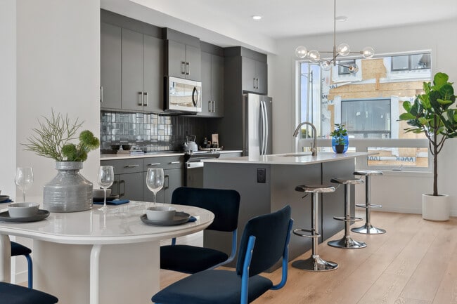 Photo - Linden Park at Erin Ridge North