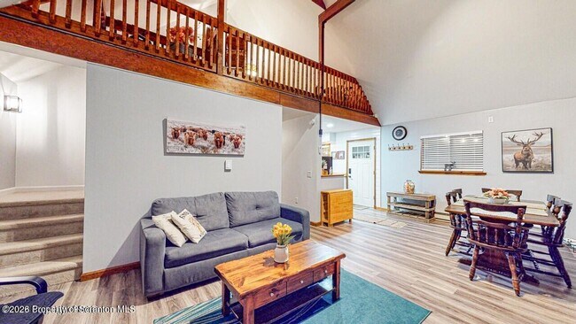 2823 Fairhaven Dr