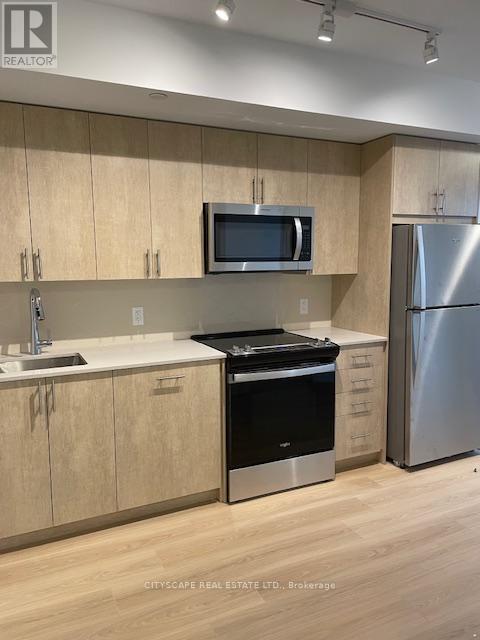 Photo - 2425 Simcoe St N Unité 1735